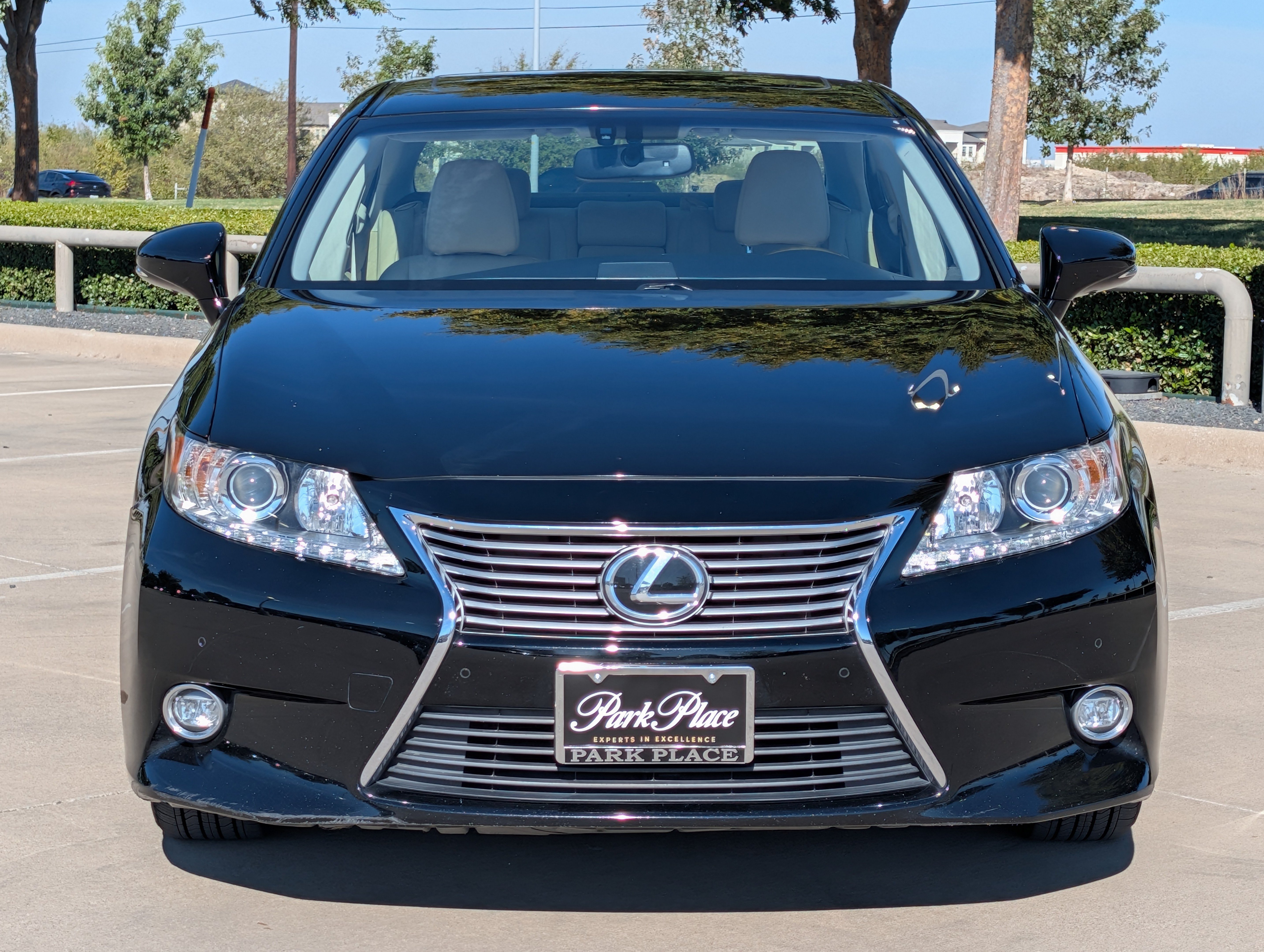 Used 2014 Lexus ES 350 w/ Luxury Package FWD image 8