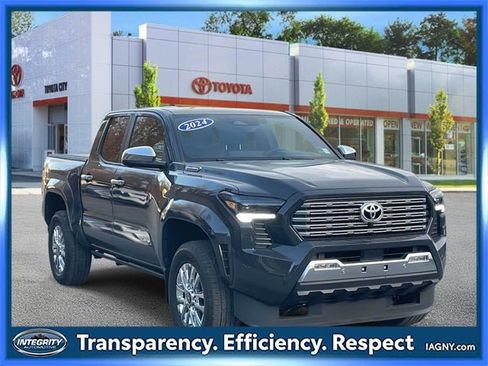 Used 2024 Toyota Tacoma Limited image 1