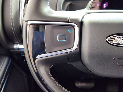 New 2025 Ford Expedition Platinum w/ Stealth Appearance Package image 19