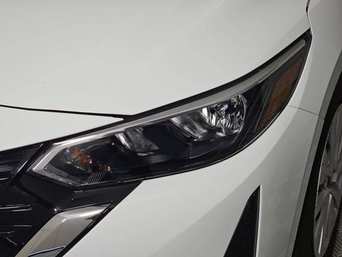 Certified 2025 Nissan Sentra S FWD image 26