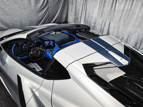 Used 2023 Chevrolet Corvette Stingray Premium Cpe w/ Body-Color Dual Roof Package RWD image 76