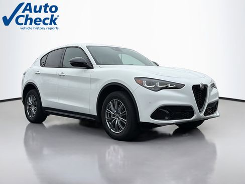Used 2024 Alfa Romeo Stelvio Sprint AWD/4WD image 1