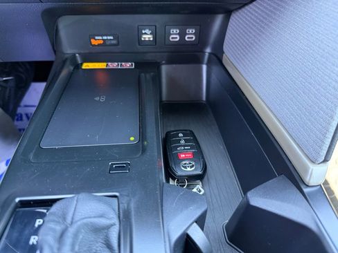 Certified 2025 Toyota Camry SE w/ Multimedia Upgrade Package image 25