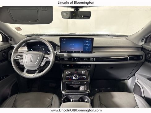 Certified 2022 Lincoln Nautilus Reserve w/ Equipment Group 201A image 31