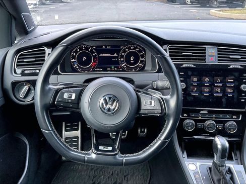 Used 2019 Volkswagen Golf R 4-Door image 8