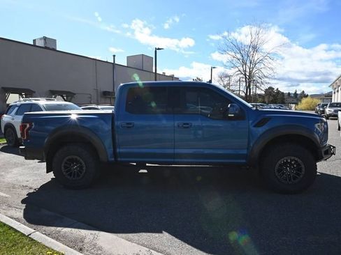 Used 2019 Ford F150 Raptor w/ Equipment Group 802A Luxury image 6