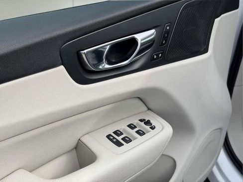 Used 2020 Volvo XC60 T5 Inscription w/ Protection Package Premier image 17