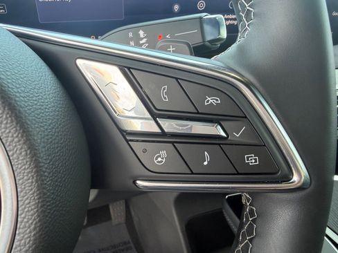 Used 2025 Buick Enclave Sport Touring w/ Power Package image 15