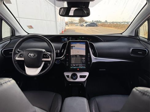 Certified 2017 Toyota Prius Prime Advanced image 12