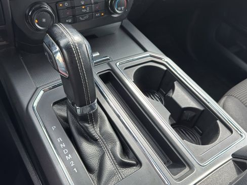 Used 2016 Ford F150 XLT w/ Equipment Group 302A Luxury image 19