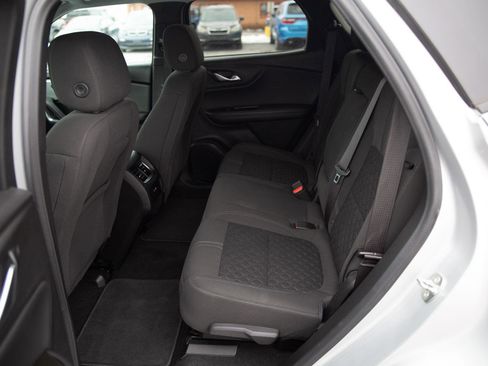 Used 2020 Chevrolet Blazer LT image 21