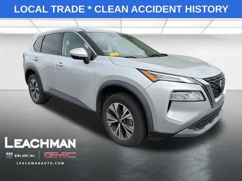 Used 2021 Nissan Rogue SV image 1