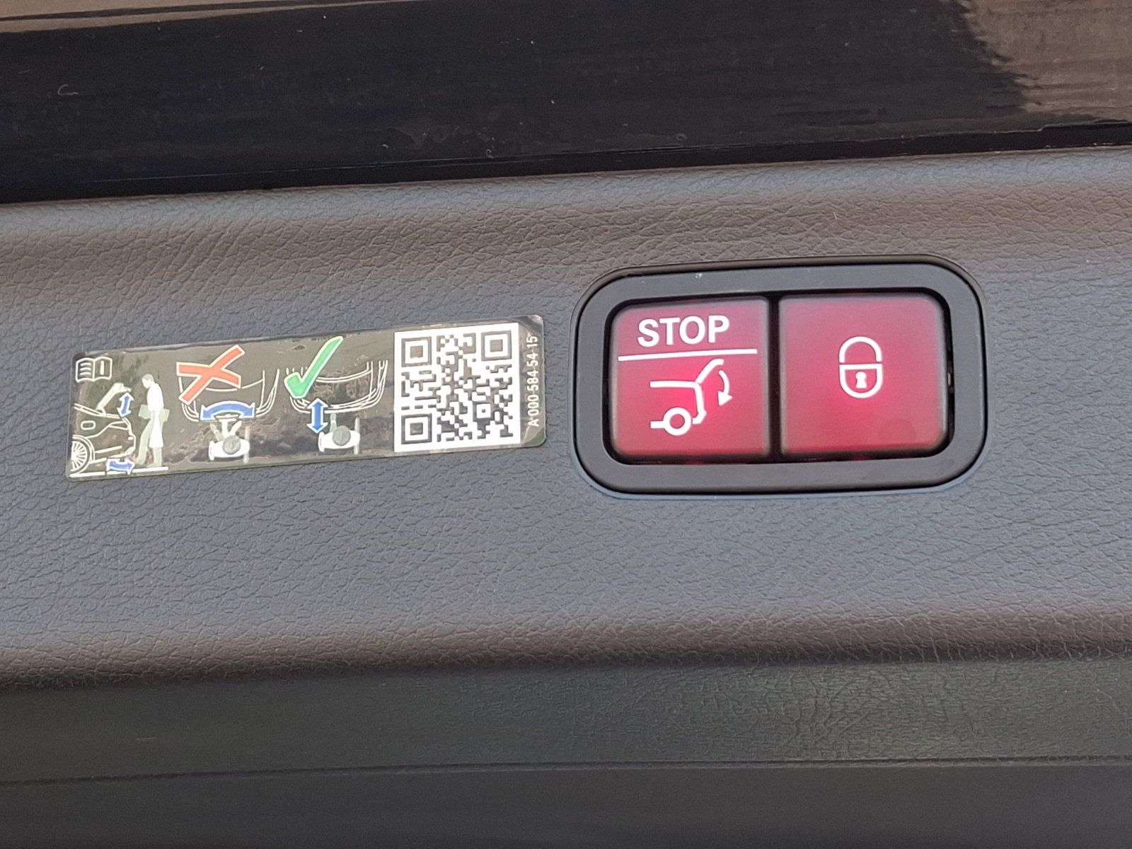 Used 2023 Mercedes-Benz EQS 450+ image 31