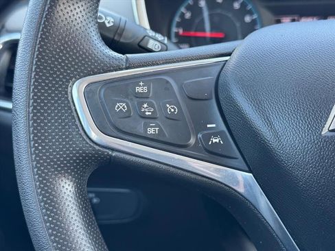 Used 2022 Chevrolet Equinox LS AWD/4WD image 17