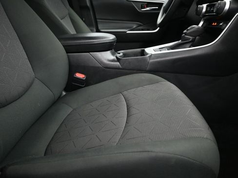 Used 2024 Toyota RAV4 XLE image 25