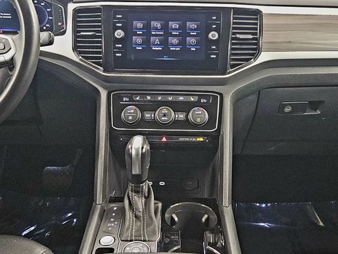 Used 2023 Volkswagen Atlas SEL AWD/4WD image 12