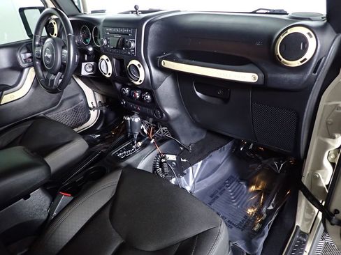 Used 2016 Jeep Wrangler Sport w/ Quick Order Package 24S image 44