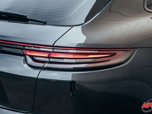Used 2018 Porsche Panamera 4S image 65