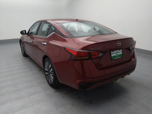 Used 2024 Nissan Altima 2.5 SV image 5