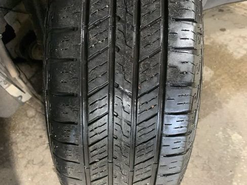 Used 2018 GMC Acadia SLT AWD/4WD image 16