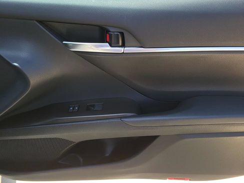 Used 2024 Toyota Camry LE FWD image 7