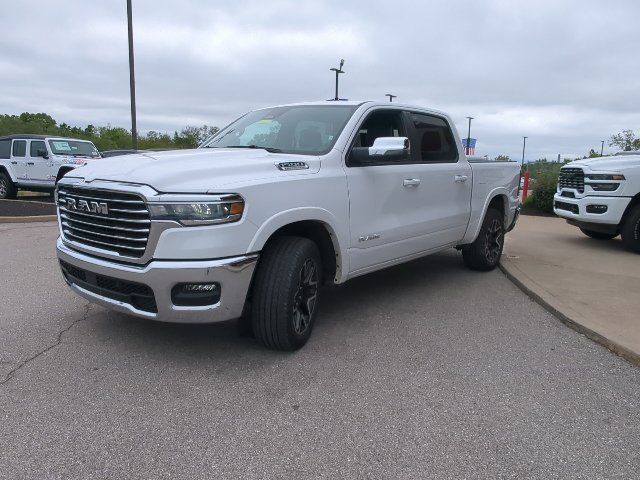 Used 2026 RAM 1500 Laramie AWD/4WD image 5