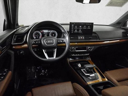 Certified 2023 Audi Q5 2.0T Premium Plus w/ Premium Plus Package AWD/4WD image 19