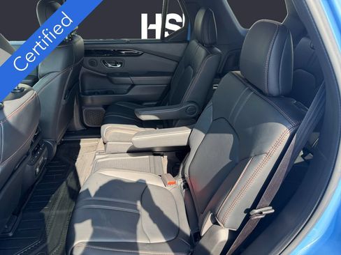 Used 2023 Honda Pilot TrailSport image 13