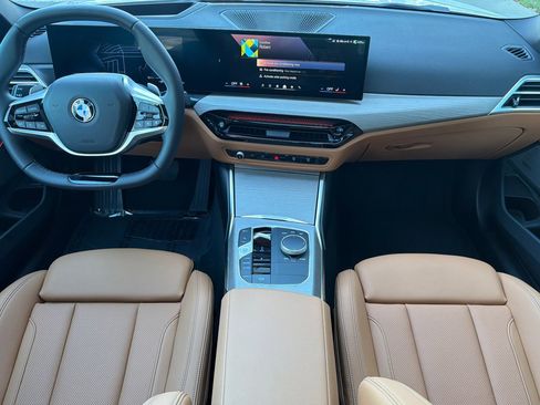 Used 2025 BMW 330i 330i w/ Premium Package image 17