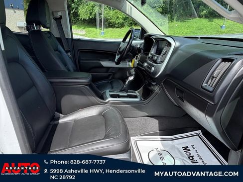 Used 2022 Chevrolet Colorado LT w/ Luxury Package AWD/4WD image 25