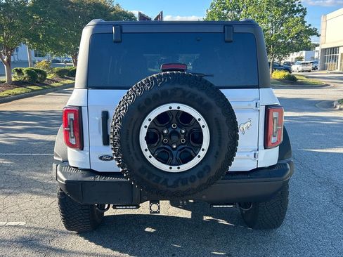 Used 2023 Ford Bronco Badlands w/ Sasquatch Package AWD/4WD image 5