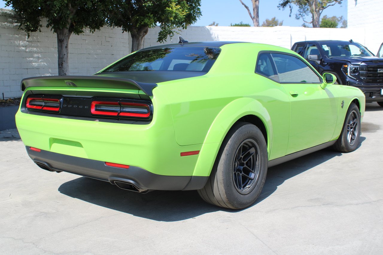 New 2023 Dodge Challenger SRT Hellcat Redeye RWD image 4