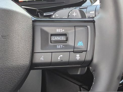 New 2026 Nissan Pathfinder SL w/ SL Premium Package (P04) FWD image 15