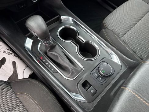 Certified 2021 Chevrolet Traverse LS image 22