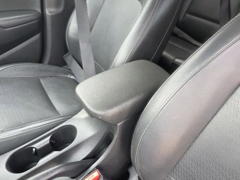 Used 2019 Hyundai Kona Ultimate FWD image 38