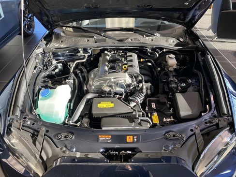 Used 2025 MAZDA MX-5 Miata RF Grand Touring w/ Weather Package RWD image 16