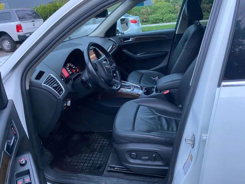 Used 2011 Audi Q5 2.0T Premium image 8