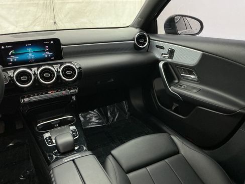 Used 2020 Mercedes-Benz A 220 4MATIC image 27