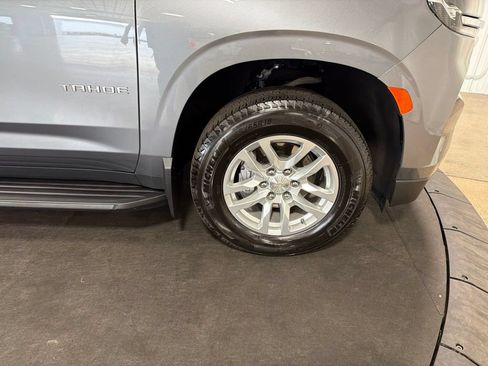 Certified 2022 Chevrolet Tahoe LT w/ Luxury Package AWD/4WD image 38