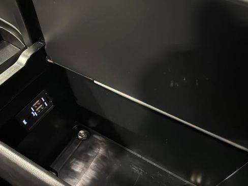 Used 2019 Lexus UX 200 F Sport FWD image 31