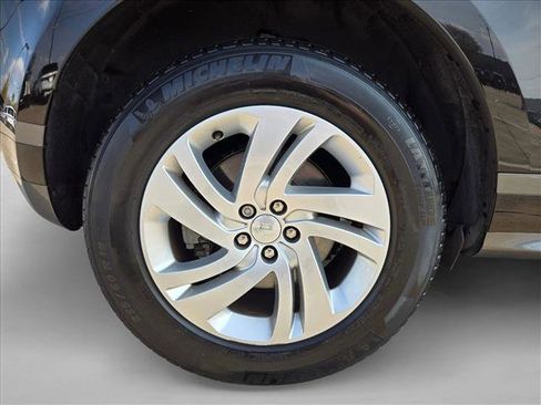 Used 2023 Land Rover Range Rover Evoque R-Dynamic S image 23