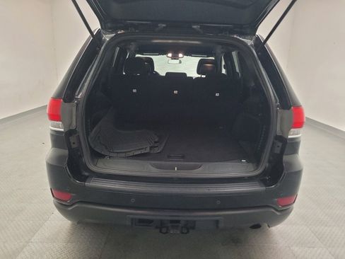 Used 2018 Jeep Grand Cherokee Laredo image 29