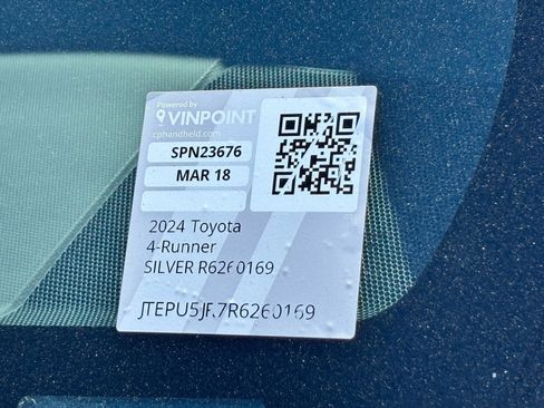 Used 2024 Toyota 4Runner TRD Off-Road image 29