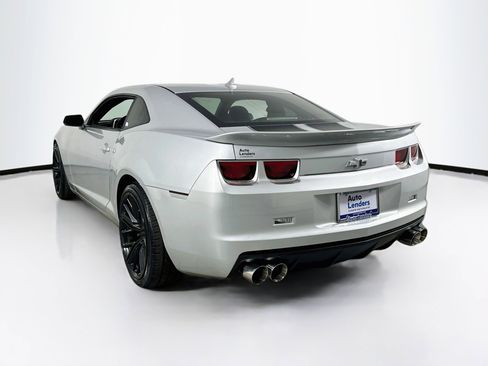 Used 2010 Chevrolet Camaro SS w/ RS Package RWD image 7
