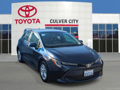 Certified 2020 Toyota Corolla SE w/ Blackout Package FWD image 1