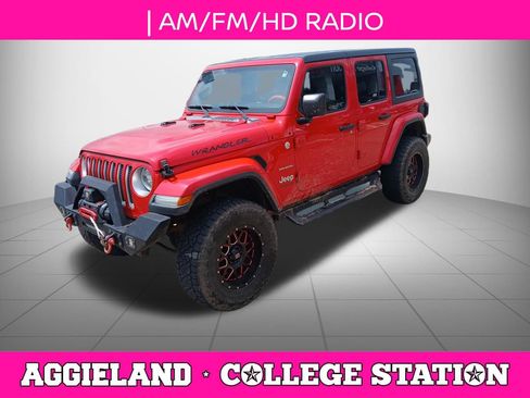 Used 2018 Jeep Wrangler Unlimited Sahara w/ Uconnect 4C Nav & Sound Group AWD/4WD image 6