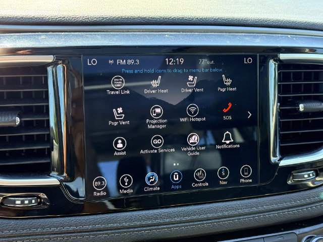 Used 2018 Chrysler Pacifica Limited FWD image 33