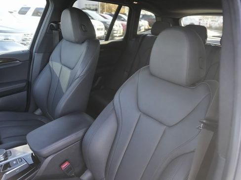 Used 2019 BMW X3 sDrive30i image 10