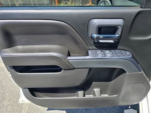 Used 2018 Chevrolet Silverado 1500 LT w/ All Star Edition AWD/4WD image 15