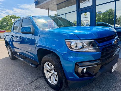Used 2022 Chevrolet Colorado LT w/ Luxury Package AWD/4WD image 4